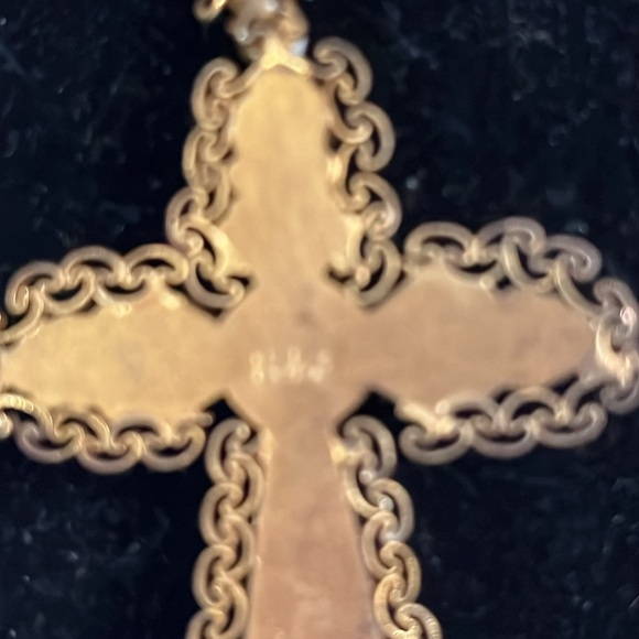Hobe Vintage Filigree Cross with tiny pearls with 20” gold tone chain. - Picture 7 of 16